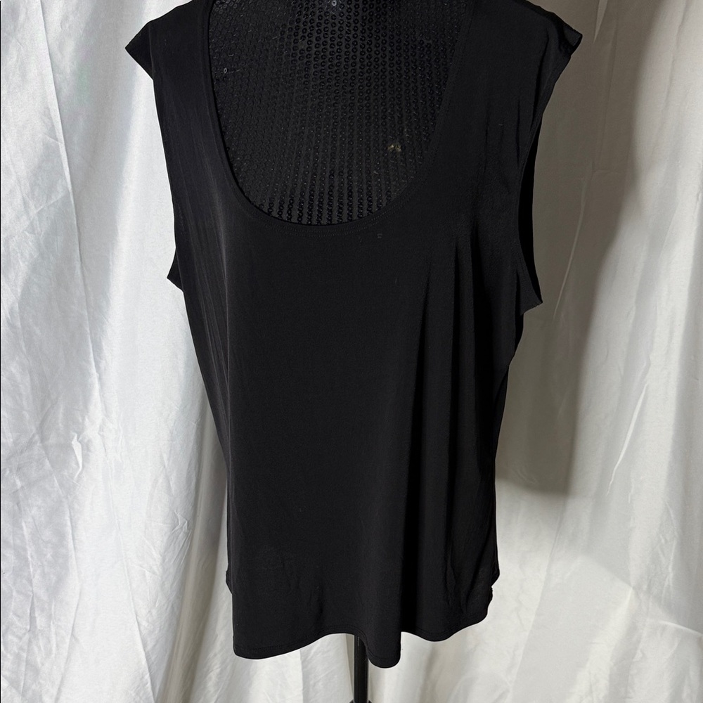 Black Sleeveless Top